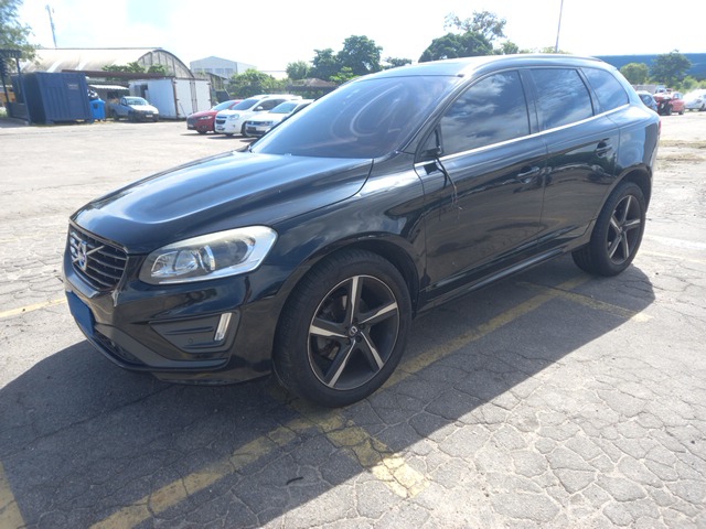 VOLVO XC60 2.0T5 R-DESIGN ANO 2015/2016 VOLVO XC60 2.0T5 R-DESIGN ANO 2015/2016